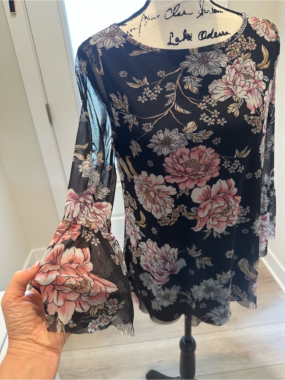 Floral Black & Pink with bell Sleeve Women’s blouse. Size Petite Small